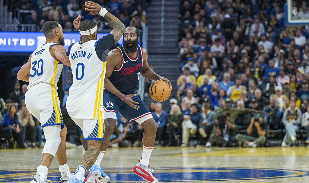  穆古鲁扎遭遇十五连败，SKT教练面临压力！-开云官方网站